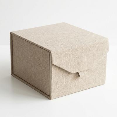 Luxury Rigid Gift Box with Magnetic Closure